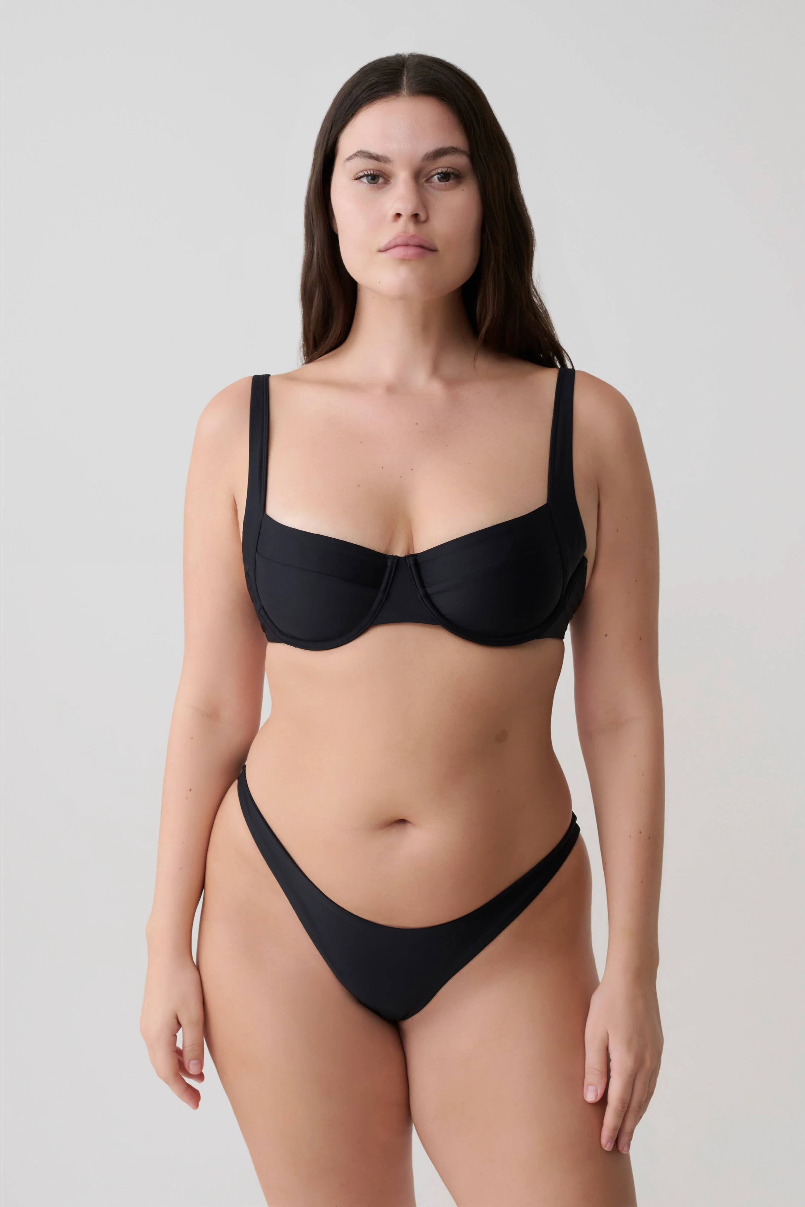 Abra Underwire Apex Bikini Top - Black - Image 2