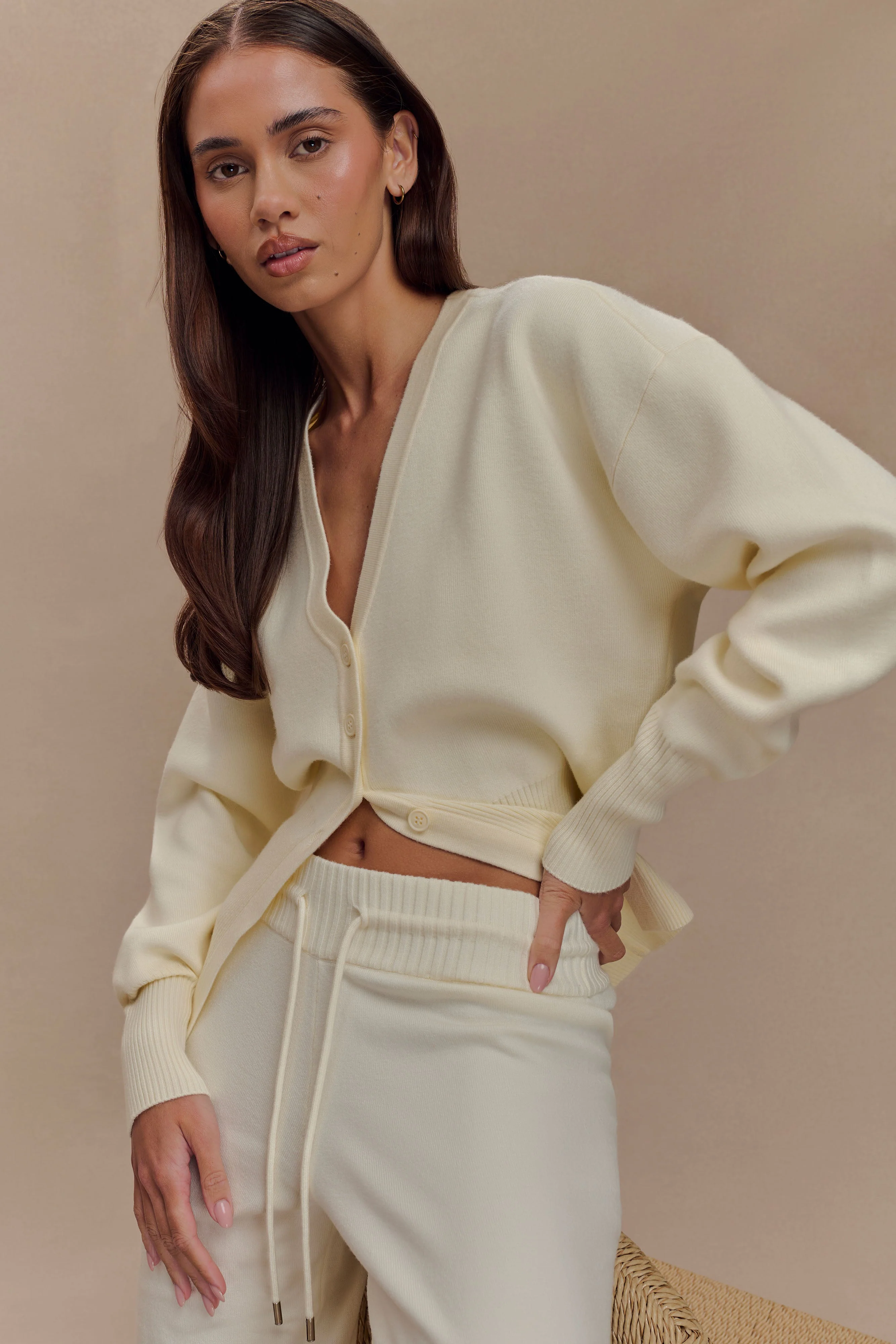 Alexia Buttoned Oversized Cardigan - Ivory - Image 3